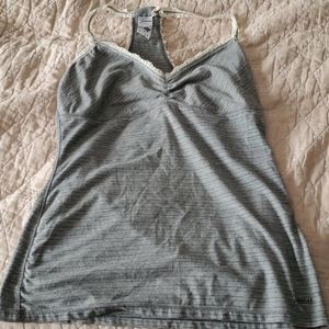 Guess tank aso Elena Gilbert Vampire Diaries